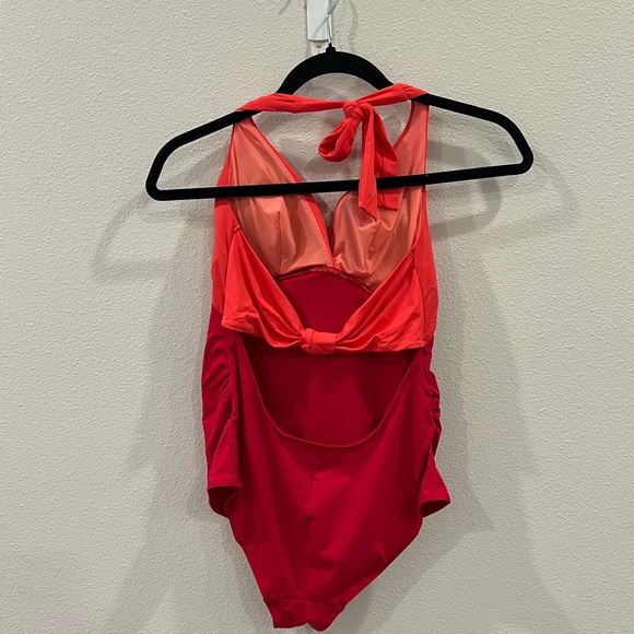 Maternity Swimsuit - Picture 4 of 4